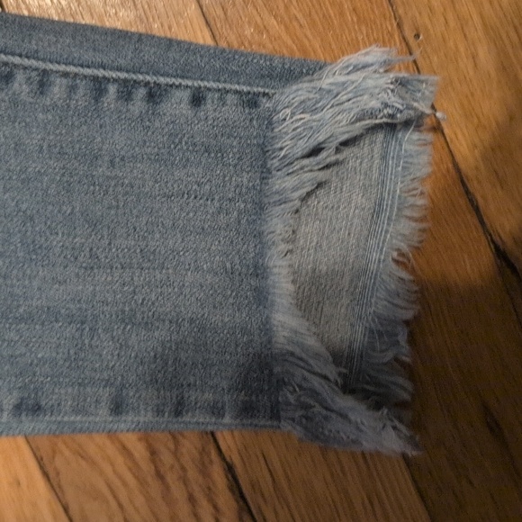 Levi’s 721 High Rise Skinny Jeans Light Wash Fray Hem 29 — Washed Out Aesthetic - Picture 3 of 9